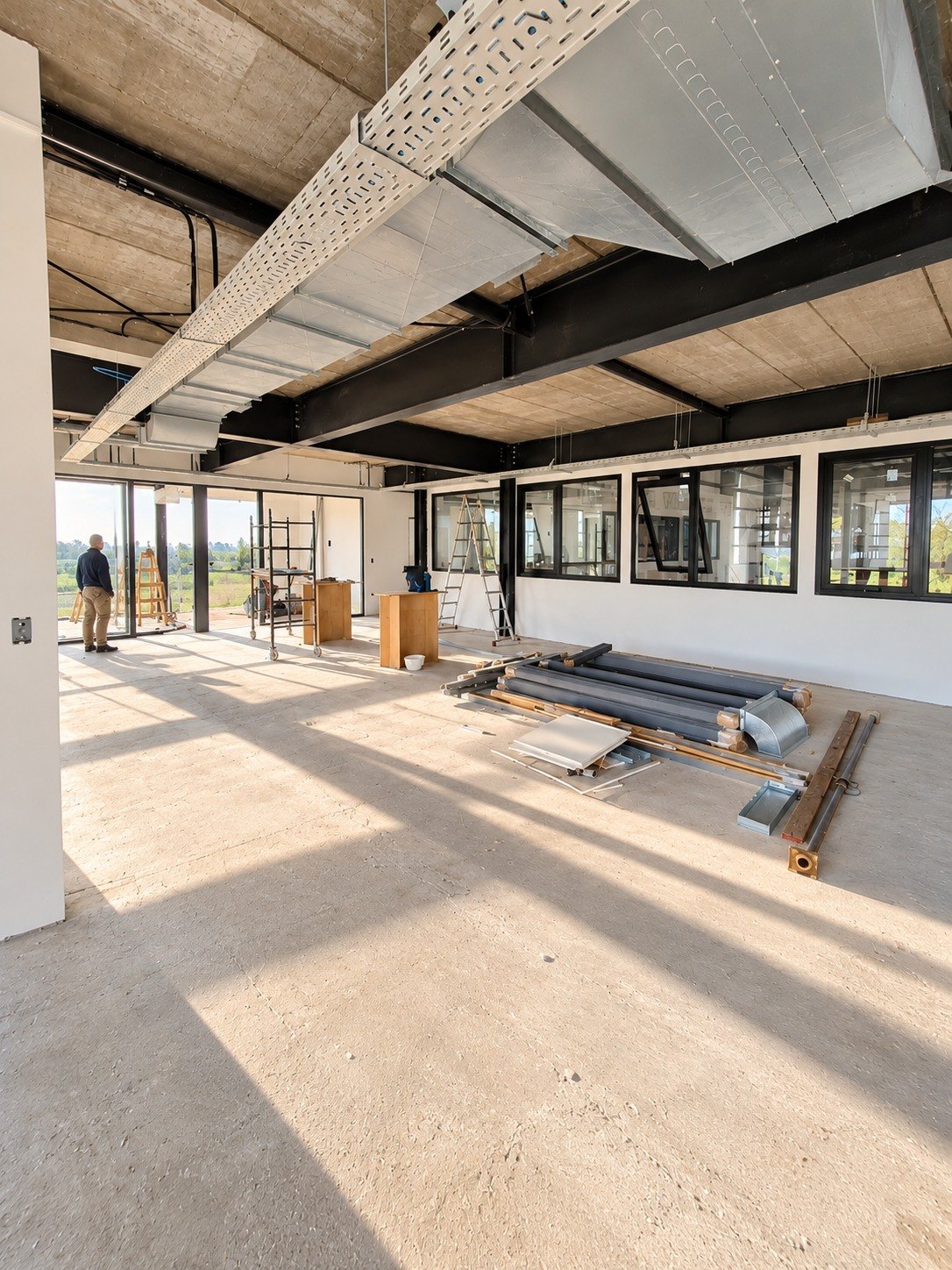 DCE · Data Center e Ingeniería · Oficinas corporativas · 4
