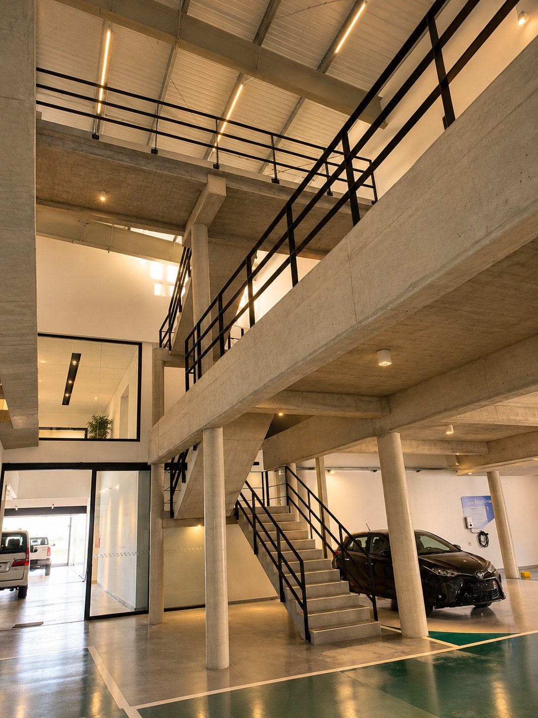 Toyota Olivieri · Oficinas corporativas y obra · 6