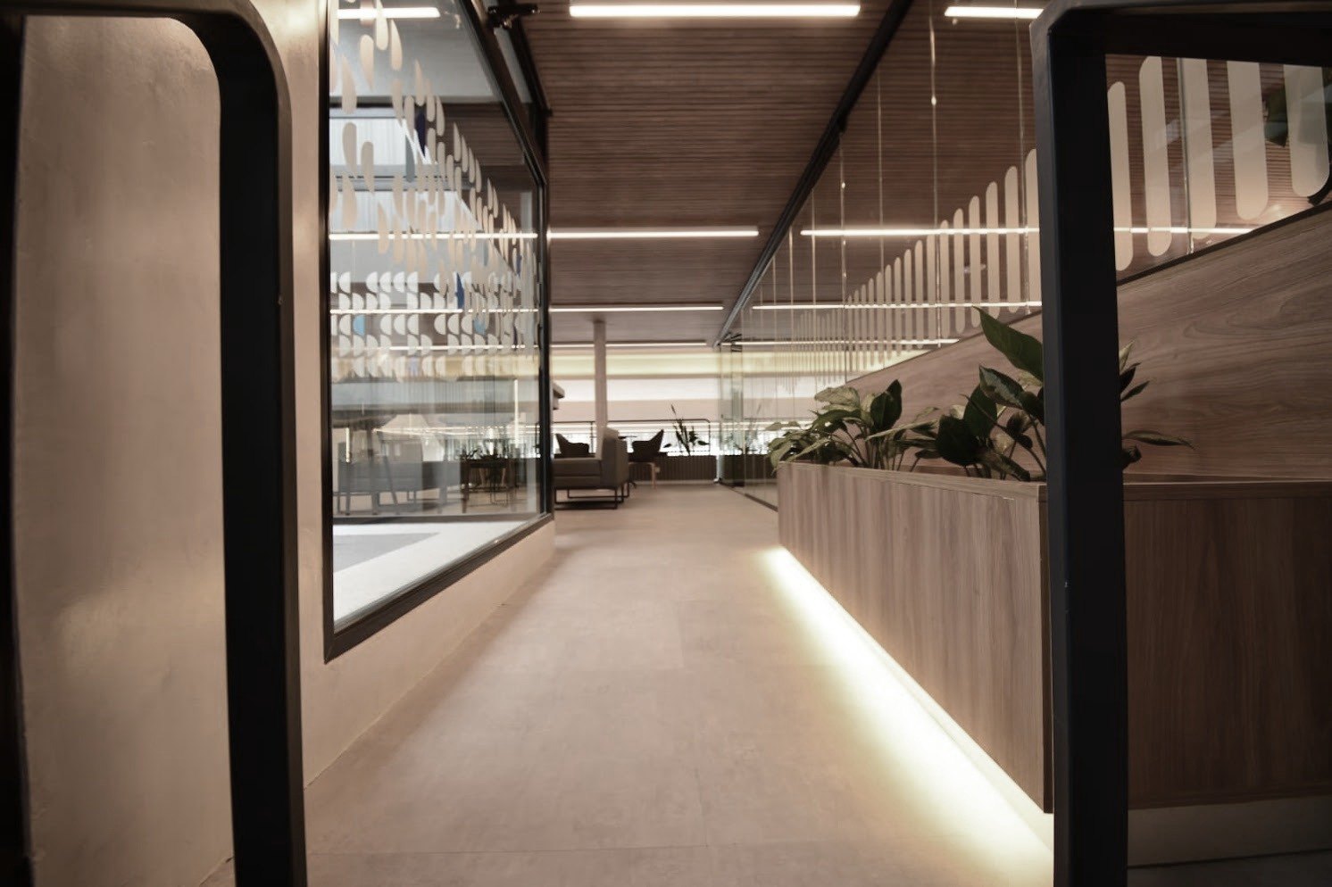 Toyota Olivieri · Oficinas corporativas y obra · 19