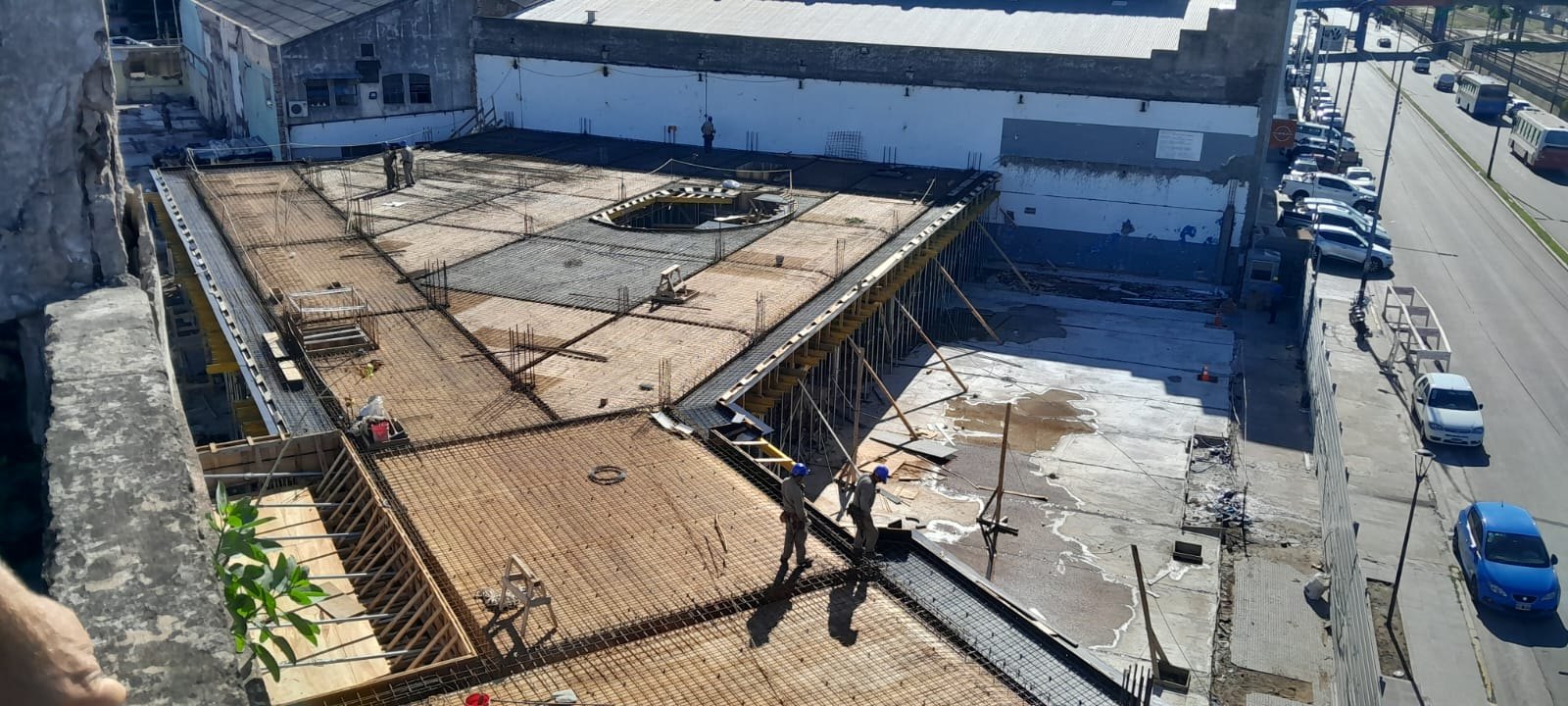 Toyota Olivieri · Oficinas corporativas y obra · 16