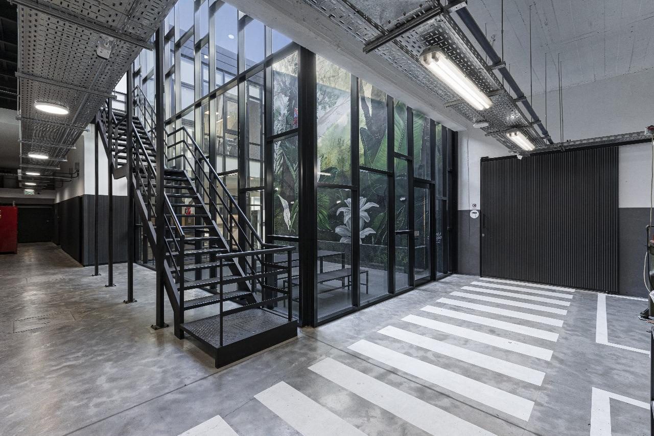 Oficinas Corporativas, Fábrica y Depósito Urban Cow · 5