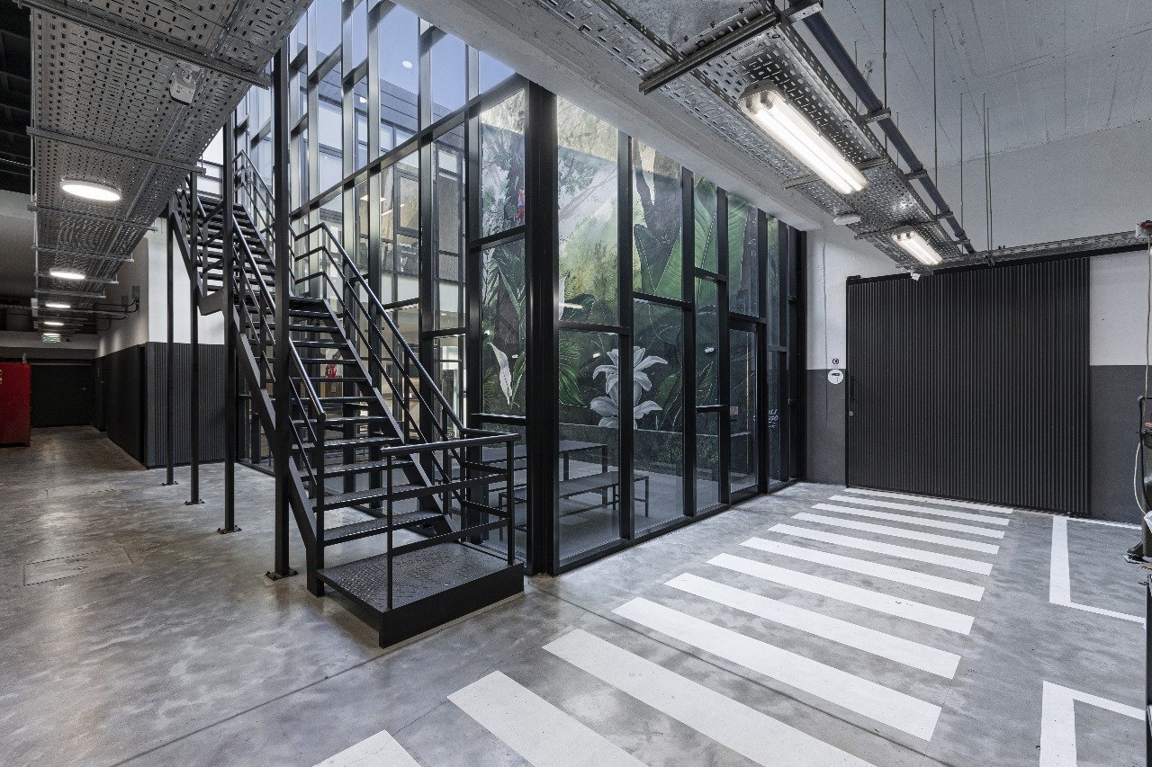 Oficinas Corporativas, Fábrica y Depósito Urban Cow · 13