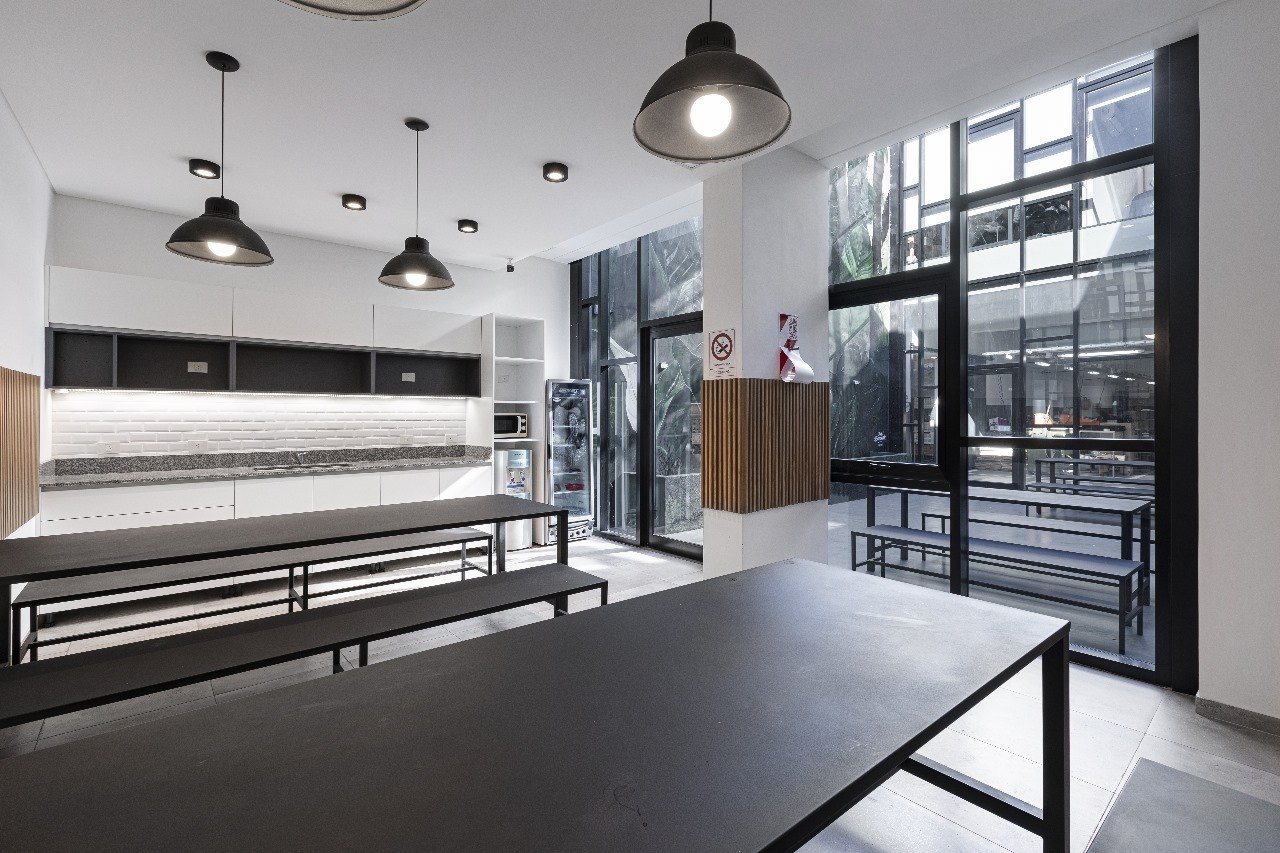 Oficinas Corporativas, Fábrica y Depósito Urban Cow · 15